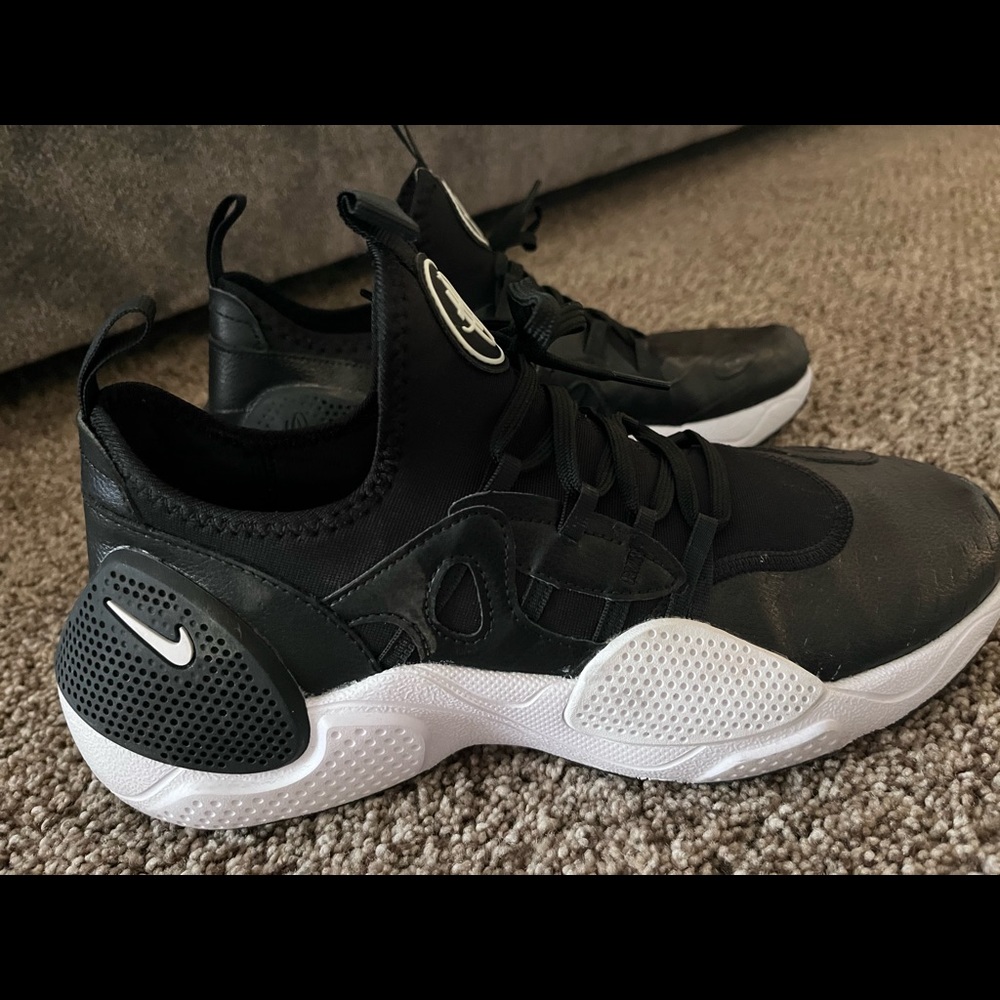 Nike Huarache Edge leather sneakers